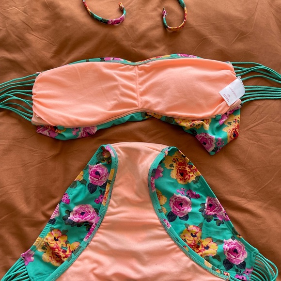 Xhilaration Swimsuit Bikini - Picture 3 of 3